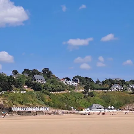Sur Les Plages De Barneville-carteret Saint-Jean-de-la-Rivière