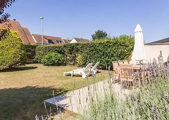 Sur Les Plages De Barneville-carteret Holiday home