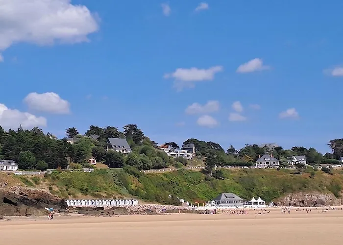 Sur Les Plages De Barneville-carteret Saint-Jean-de-la-Riviere
