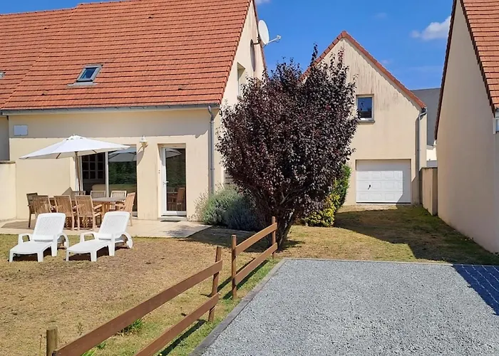 Sur Les Plages De Barneville-carteret *